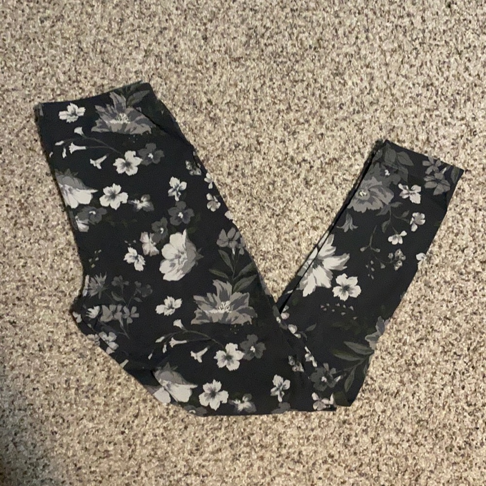 Old Navy Gray & Hunter green leggings